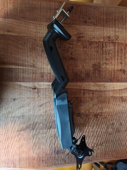 Alza ARM na dva monitory - 2