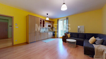 Milovice, prodej bytu 3+kk 58 m2 + balkón 9 m2 + parkovací s - 2