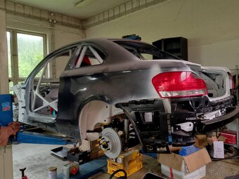 Rozestavěný projekt bmw e82 - 2