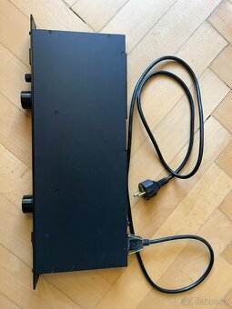 Furman M-10LX E - Napájecí distributor - 2