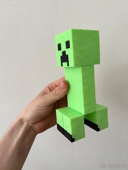 Minecraft svítící figurka creepera - 2