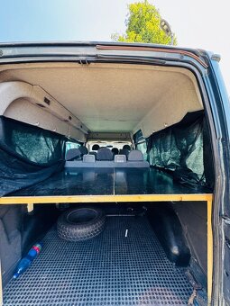 Dodávka Ford Transit 300L - 9 míst, 2.0 TDCi - 2