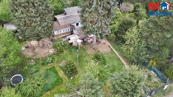 Exkluzivně, prodej stavebního pozemku 900m2 s chatou, Kameni - 2