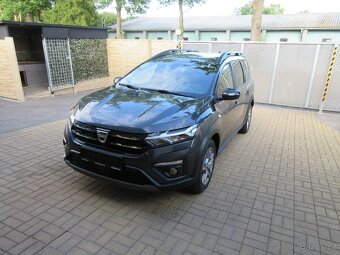 Dacia Jogger EXTREME 1.0 Tce 81 KW 7 MÍST 34000 km - 2