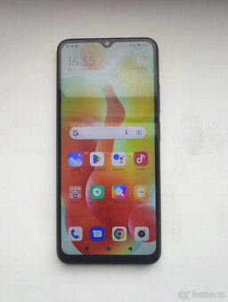 Xiaomi Redmi 12C 3/32 Černá + nabíječka, kryt a sluchátka - 2