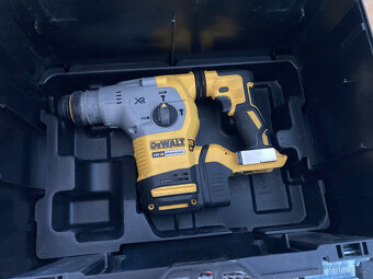 DeWalt vrtací kladivo DCH283 jak NOVÁ + vrtáky + možnost ba - 2