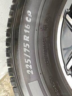Prodám sadu kol + přední tlumiče pro obytné auto - 2