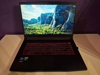 Herní MSI Thin GF63 RTX 4050 Super stav - 2