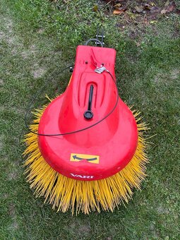 Zametací kartáč Vari - 2