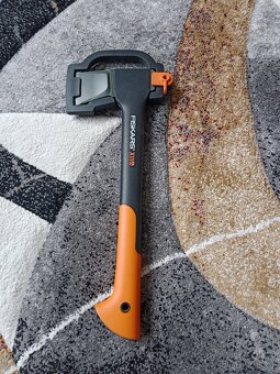 Sekera Fiskars x11-s - 2