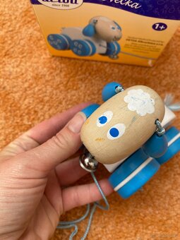 Tahací dřevěné hračky, vláček - 2