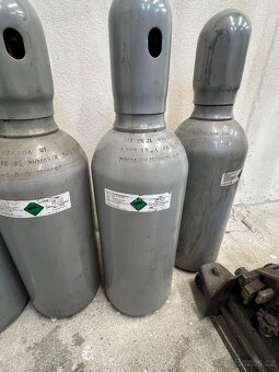 Lahev co2 - 2