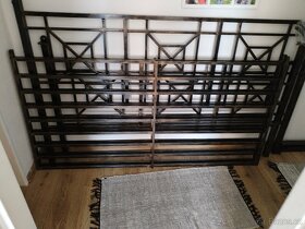 Kovová postel 180x200 - 2