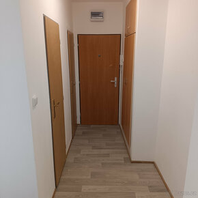 Pronájem bytu 2+1 52 m², Sokolov, Heyrovského za 11.000,- Kč - 2
