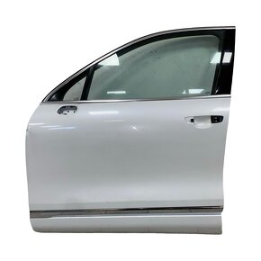 Všechny dveře bílá metalíza L0K1 VW Touareg 7P r.v. 2014 - 2