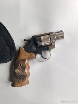 Flobertovy revolver Alfa 620 Limitka kat.C1 - 2