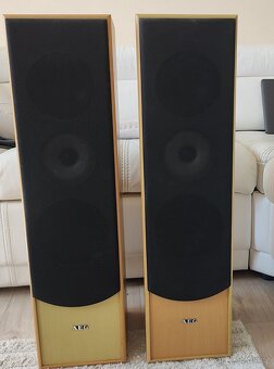 Sloupové reproduktory AEG LB 4704 - 2
