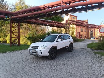 Hyundai Tucson - 2