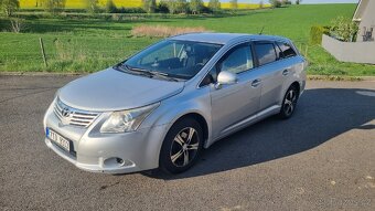 Prodám Toyota Avensis,r.v.2010 - 2
