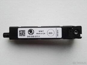 Anténní zesilovač 3V5 035 577 F - 2