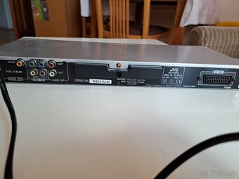 DVD přehrávač JVC XV-N422 - 2