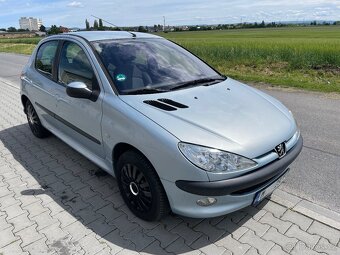 Peugeot 206 1,2i benzin jen 100000km top stav - 2