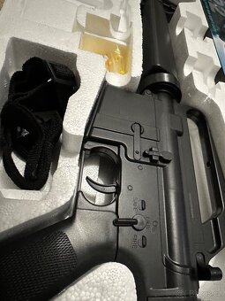 Airsoft M16 - nová, originál balení - 2