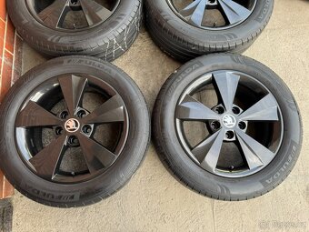 TOP Alu 16" 5x112 škoda VELORUM BLACK letní 85% O3 - 2