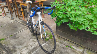 Trek Émonda SL – Velikost 56 cm, karbon, Tiagra, nová kola - 2