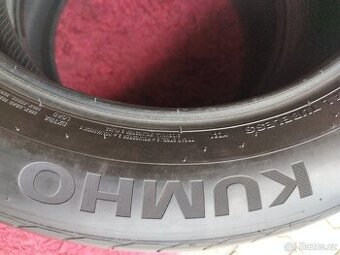 2ks.letní KUMHO CRUGEN HP91 255/50R20 vzorek 5mm - 2