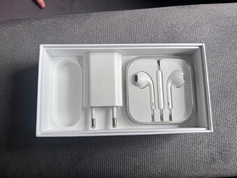 iPhone SE 32 Gb 1. gen(2016) - 2