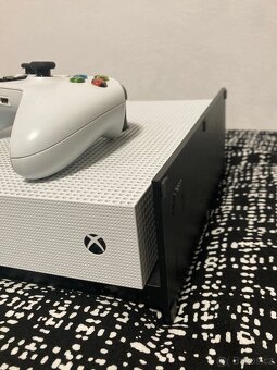 xbox one s all digital - 2