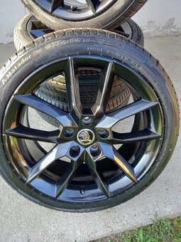 Gemini Black originál alu kola skoda rs lll - 2