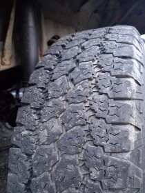 Goodyear Wrangler 205x70x15 vč. disků - 2