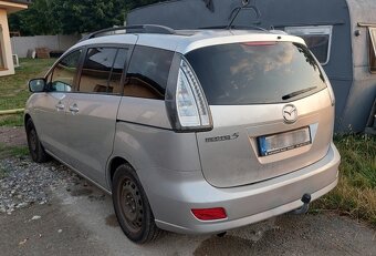 Mazda 5 2.0D Rok 2010 7 místně - 2