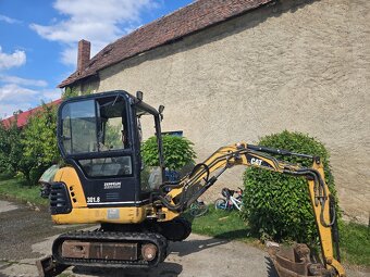 Caterpillar 301.8 najeto 5100mth.Roztahovací - 2