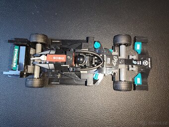 LEGO® Speed Champions 76909 - 2