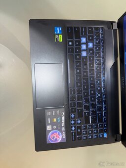 Notebook MSI CYBORG 15 A12FV - 2