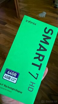 Mobilní telefon Infinix Smart 7 HD - 2