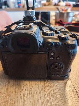 Prodám Canon R6 + Black Mamba Kit zdarma - 2