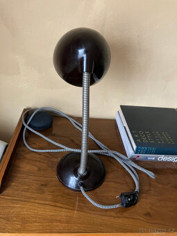 Funkcionalisticka bakelitova lampa typ 11105 - 2