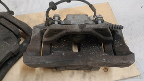 VELKÉ  brzdiče pro BMW F01 F02 a F07 GT - 2