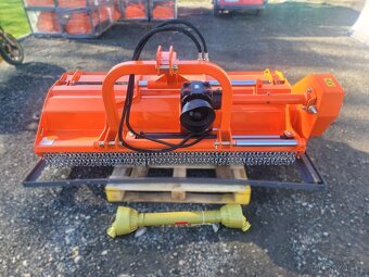 Mulčovač Dabaki BEPH 240 PROFI (vč. DPH - 2