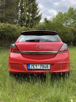 Opel Astra h gtc - 2
