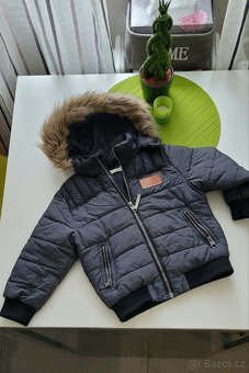 Zimní bunda H&M 104
260 Kč - 2