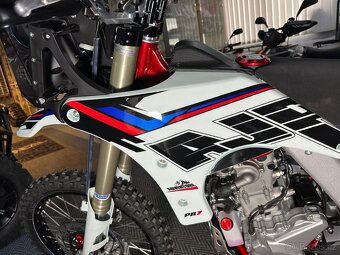 AJP PR7 650 ADVENTURE EU5+ MODEL 2025 - 2