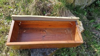 Dřevěné truhlíky -nové - 2