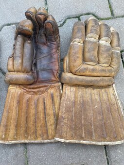 Prodam retro hokejove rukavice - 2