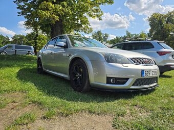 Ford mondeo ST220 - 2