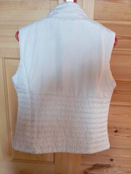bílá vesta vel.40 - 2